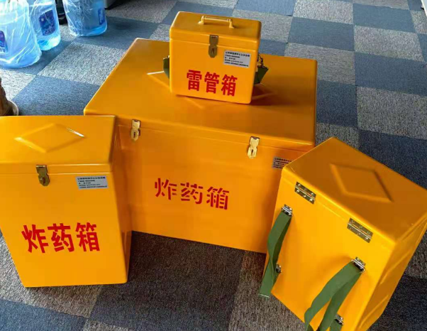 新县不同环境下如何选择炸药箱雷管箱