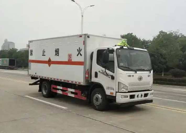新县爆破器材运输车可以上高速吗？